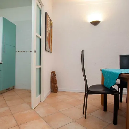Apartamento Trilocale Vignamarina *